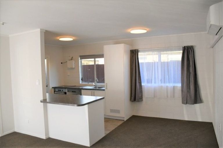 Photo of property in 5/897 Heaphy Terrace, Claudelands, Hamilton, 3214