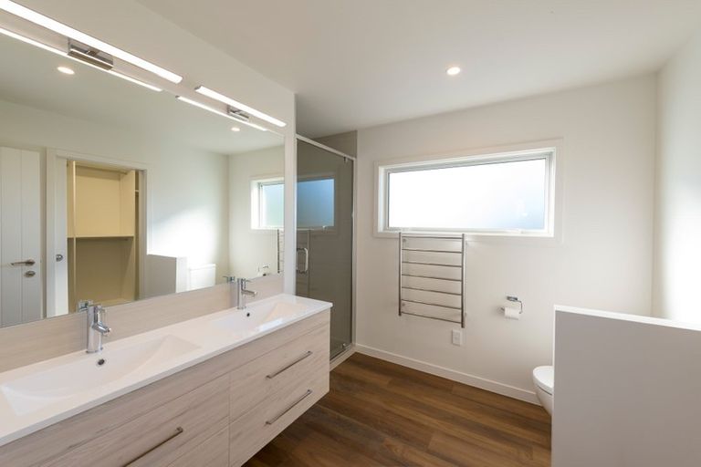 Photo of property in 284 Cambridge Road, Bethlehem, Tauranga, 3110