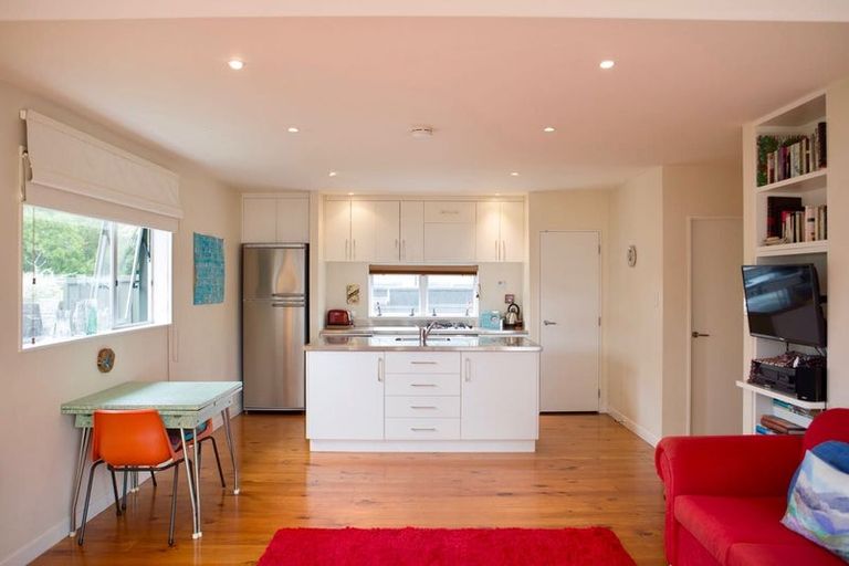 Photo of property in 3/19 Burnham Street, Seatoun, Wellington, 6022