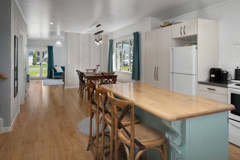 Photo of property in 14 Marine Avenue, Waihi Beach, 3611