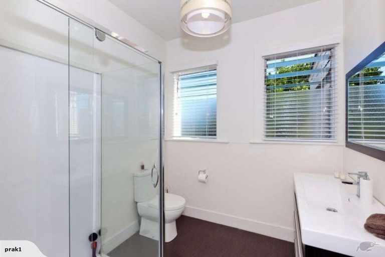 Photo of property in 20 Royal Terrace, Sandringham, Auckland, 1025