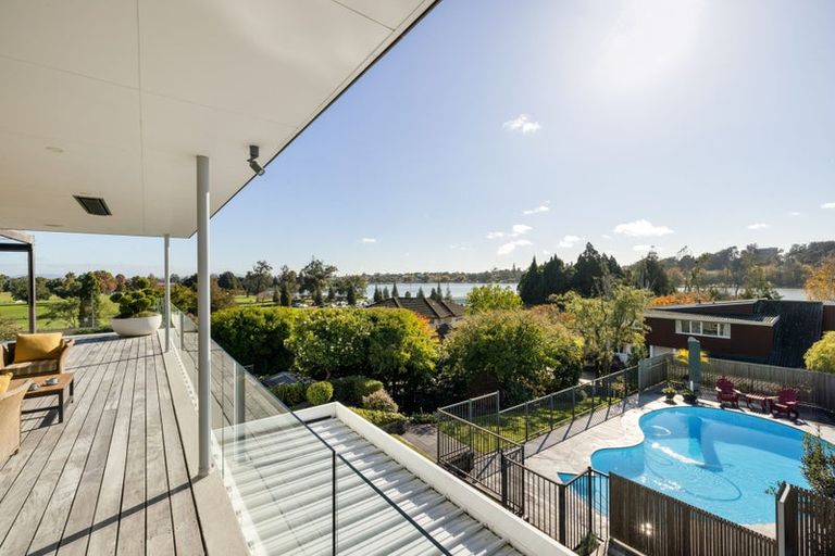 Photo of property in 142 Lake Crescent, Hamilton Lake, Hamilton, 3204