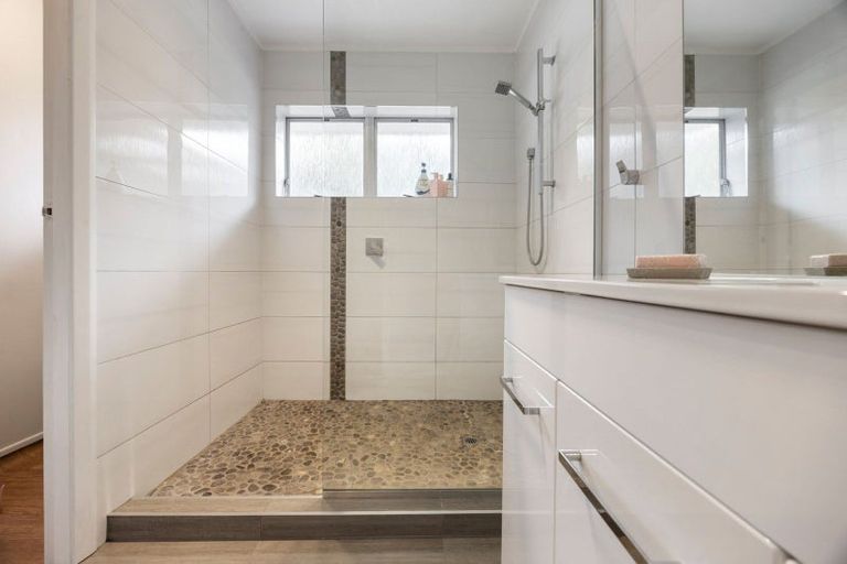 Photo of property in 3a Bellwood Place, Chartwell, Hamilton, 3210