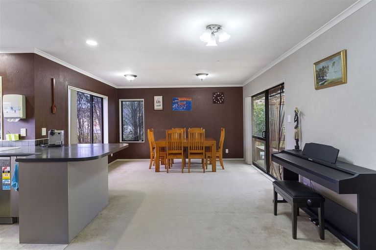 Photo of property in 141f Alfriston Road, Manurewa, Auckland, 2105