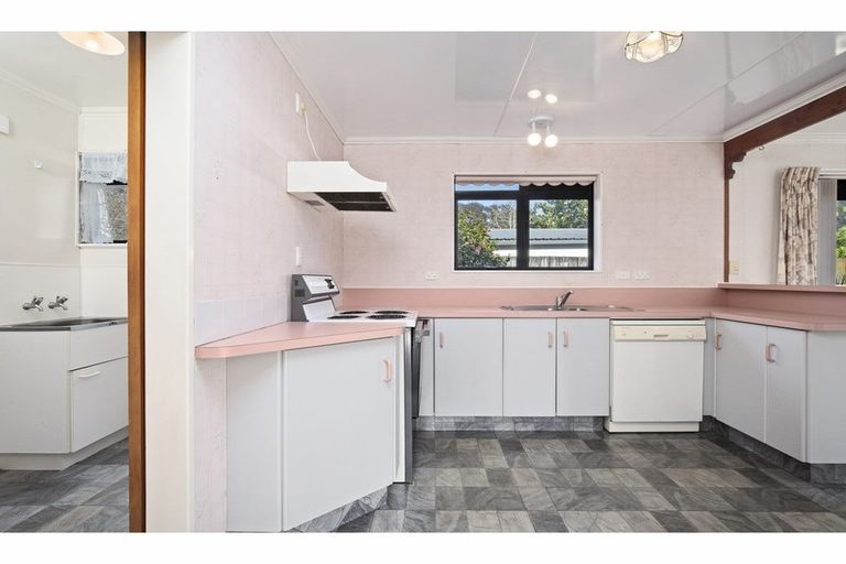 Photo of property in 1/4 Churchill Terrace, Waiuku, 2123