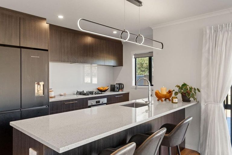 Photo of property in 21 Coralie Place, Lansdowne, Masterton, 5810