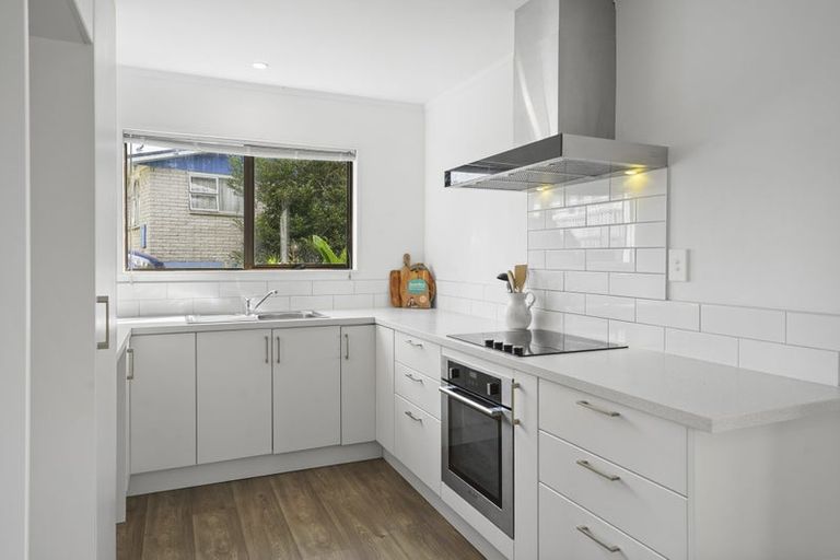 Photo of property in 12b Pennington Place, Welcome Bay, Tauranga, 3112