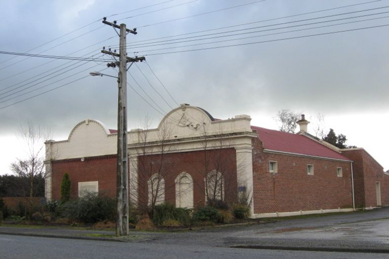 Photo of property in 30 Redan Street, Wyndham, 9831