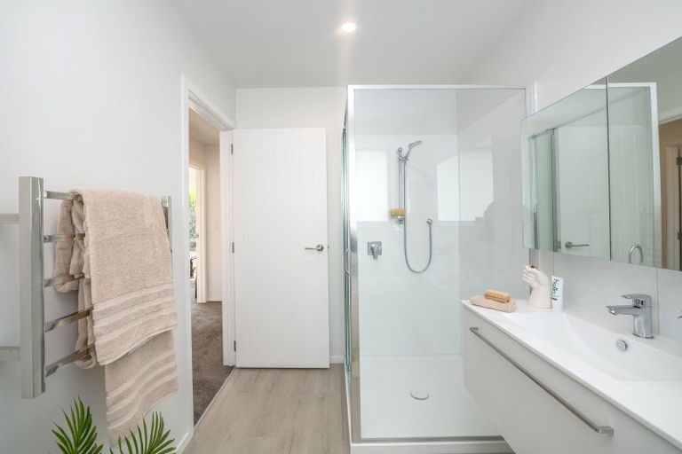 Photo of property in 9 Macrocarpa Lane, Carterton, 5713