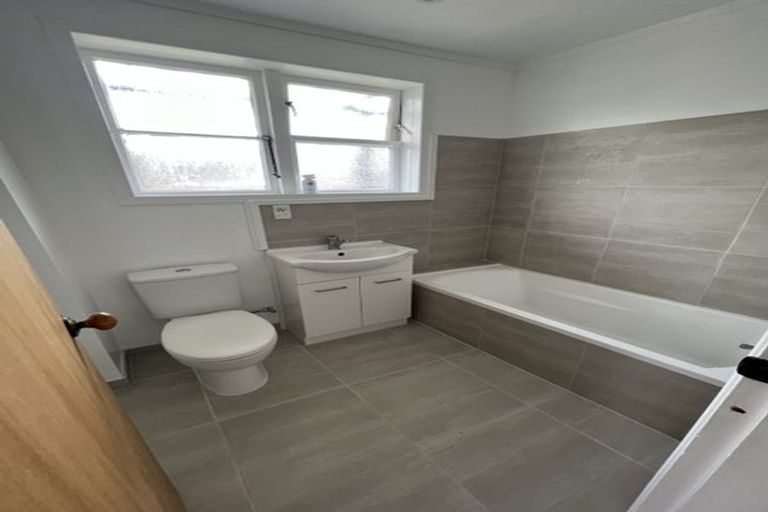 Photo of property in 1319 High Street, Taita, Lower Hutt, 5011