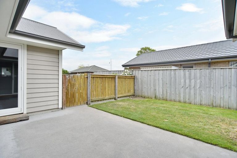 Photo of property in 17 Blackadder Road, Pegasus, 7612