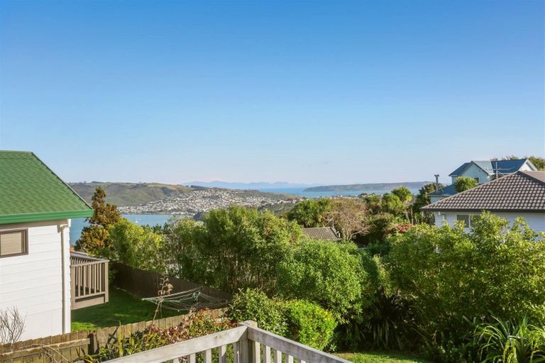 Photo of property in 21 Doncaster Terrace, Ascot Park, Porirua, 5024