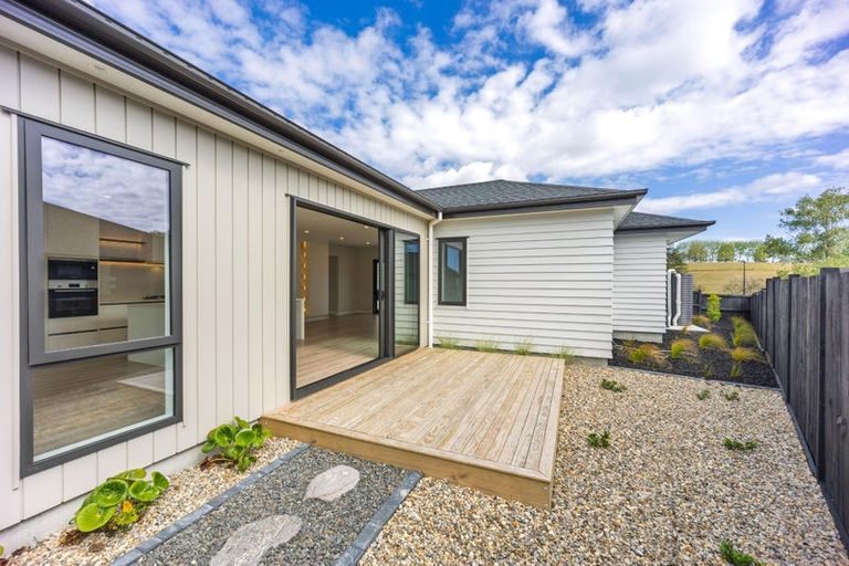 Photo of property in 4 Macgregor Lane, Wainui, 0992