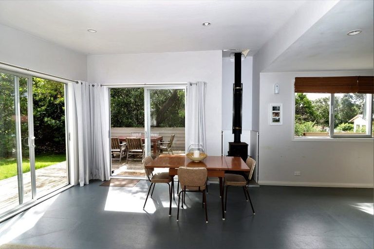 Photo of property in 52 Mako Avenue, Whiritoa, Whangamata, 3691