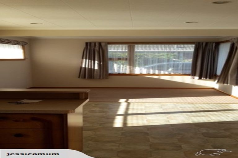 Photo of property in 77 Cutts Road, Russley, Christchurch, 8042