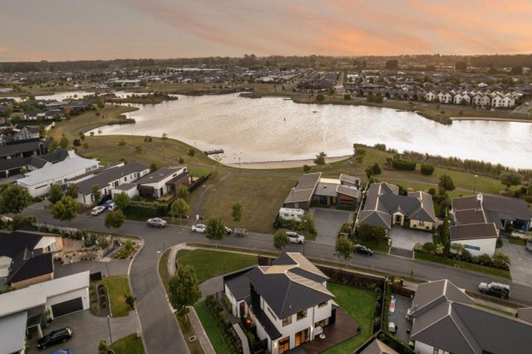 Photo of property in 1 De Surville Way, Pegasus, 7612