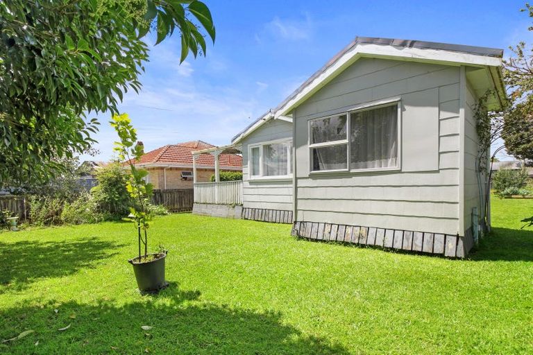 Photo of property in 14 Mardon Road, Enderley, Hamilton, 3214