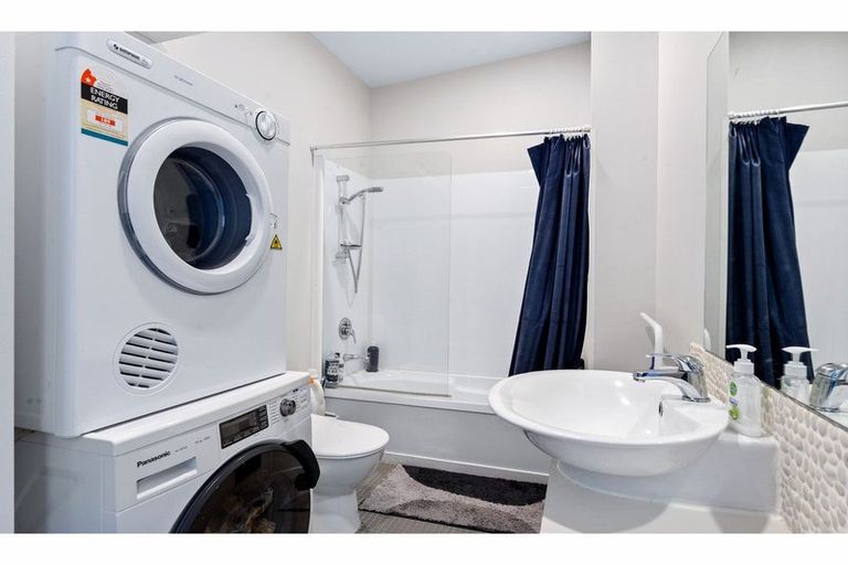 Photo of property in 9/206 Manuka Road, Bayview, Auckland, 0629