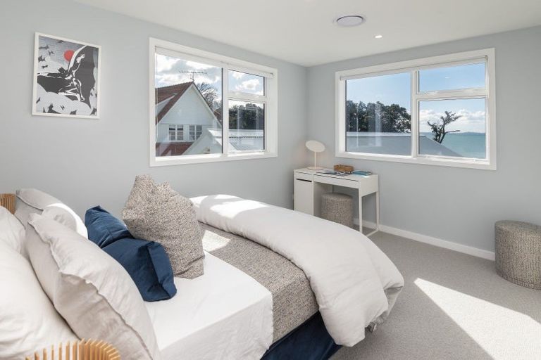 Photo of property in 15 Shelly Beach Parade, Cockle Bay, Auckland, 2014