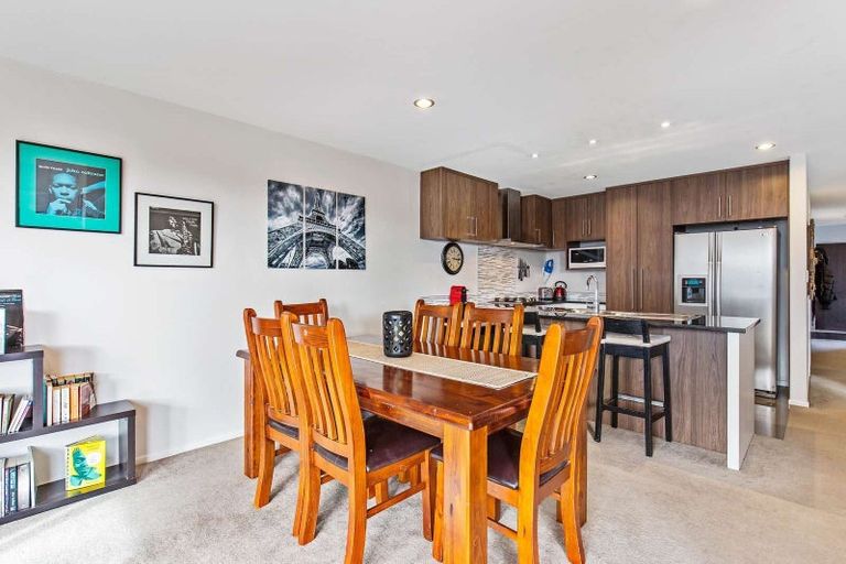 Photo of property in 235c Porchester Road, Takanini, 2112