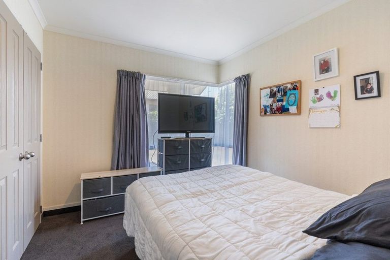 Photo of property in 8 Kestrel Avenue, Welcome Bay, Tauranga, 3112