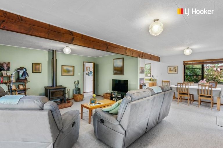 Photo of property in 16 Walton Park Avenue, Fairfield, Dunedin, 9018