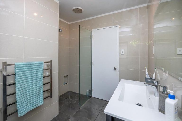 Photo of property in 13 Cromwell Drive, Fitzroy, Hamilton, 3206