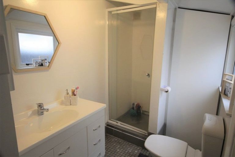 Photo of property in 16 Titan Street, North Dunedin, Dunedin, 9016