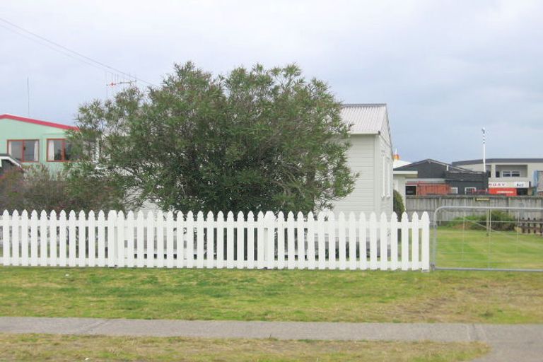 Photo of property in 133 Barbara Avenue, Whangamata, 3620