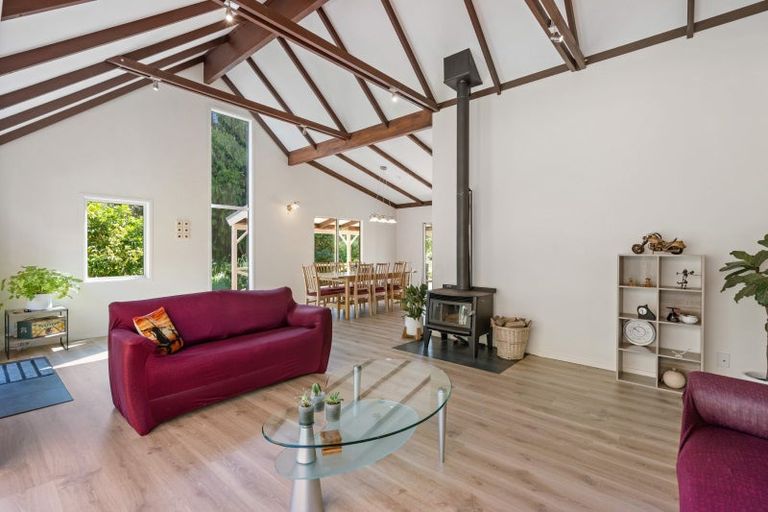 Photo of property in 45 Te Maika Road, Ngunguru, Whangarei, 0173