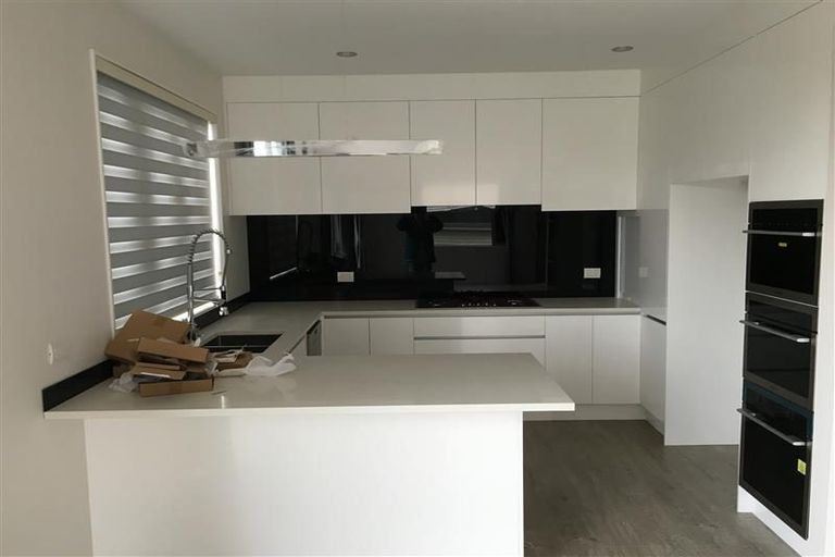 Photo of property in 3a Livingstone Street, Milford, Auckland, 0620