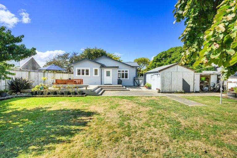 Photo of property in 10 Kingswood Street, Takaro, Palmerston North, 4412