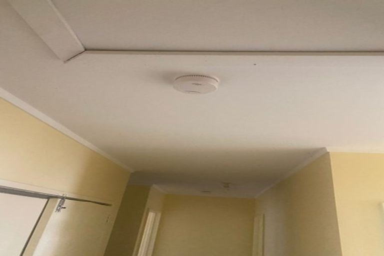 Photo of property in 4/8 Eulogy Place, Randwick Park, Auckland, 2105