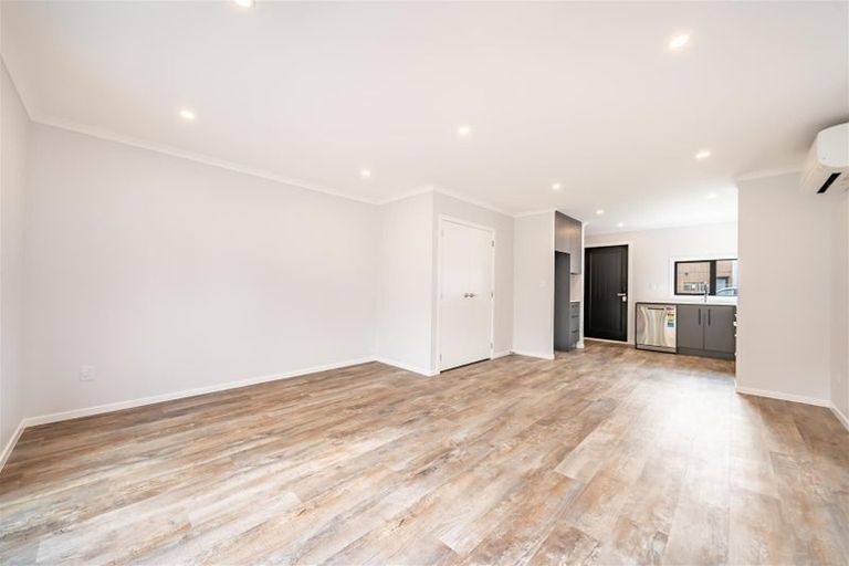 Photo of property in 11 Doug Jensen Street, Wallaceville, Upper Hutt, 5018