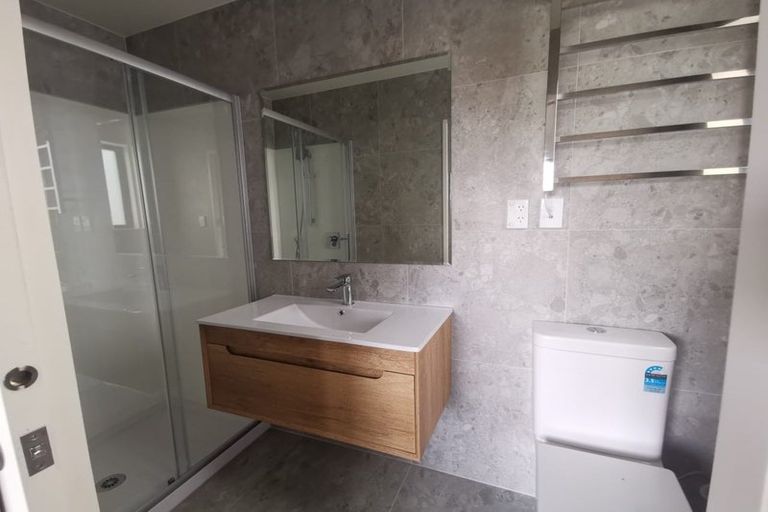 Photo of property in 9a Tributary Parade, Karaka, Papakura, 2113