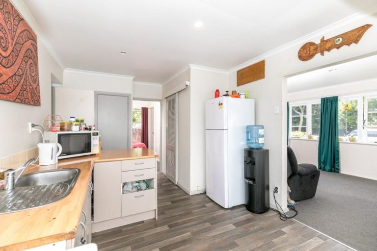 Photo of property in 9 Breckons Avenue, Nawton, Hamilton, 3200