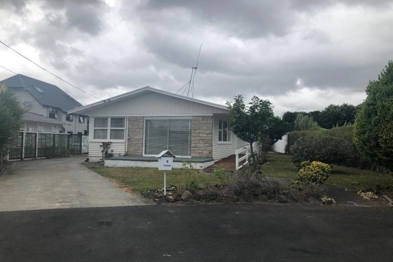 Photo of property in 8 Gadsby Place, Hamilton East, Hamilton, 3216