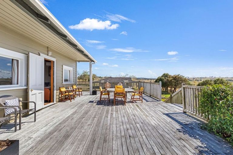 Photo of property in 225 Turkey Flat Road, Te Kopuru, 0391