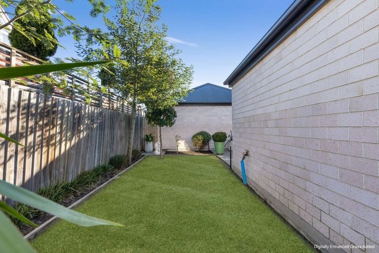 Photo of property in 2/14 Cotswold Avenue, Bishopdale, Christchurch, 8053