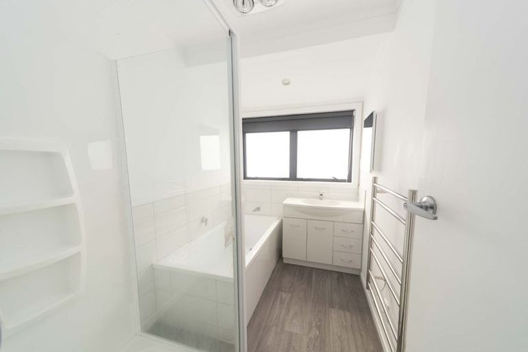 Photo of property in 26 Escort Grove, Awapuni, Palmerston North, 4412