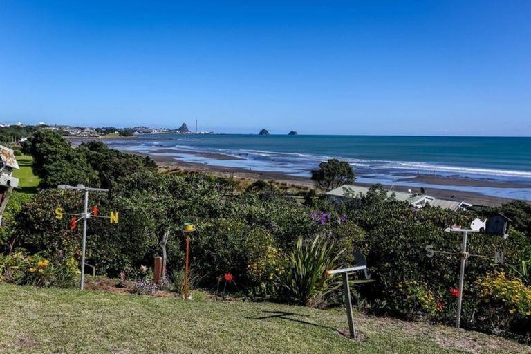 Photo of property in 2a Beach Street, Fitzroy, New Plymouth, 4312