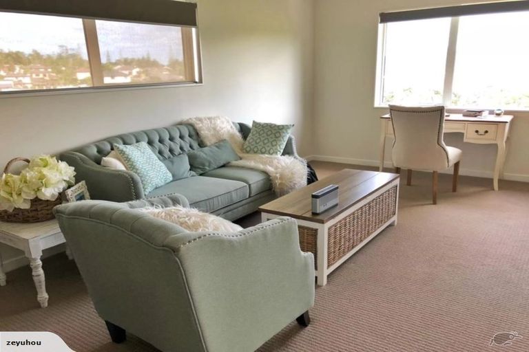 Photo of property in 113 Laurel Oak Drive, Schnapper Rock, Auckland, 0632