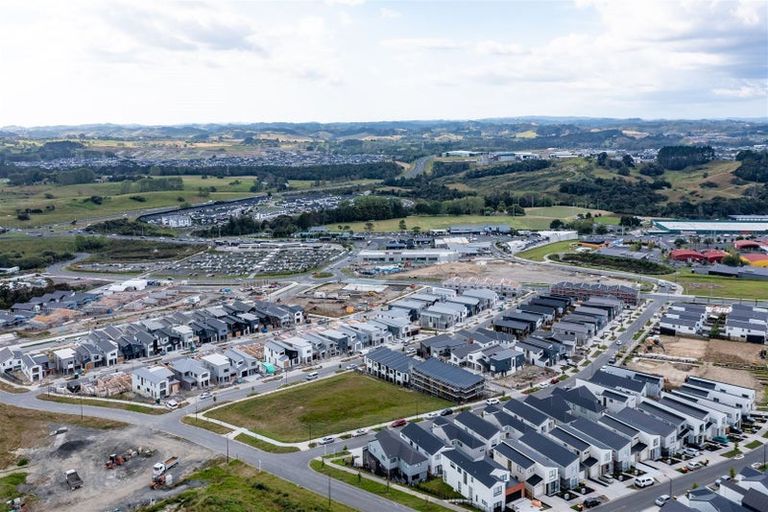 Photo of property in 41 Pohewa Road, Silverdale, 0932