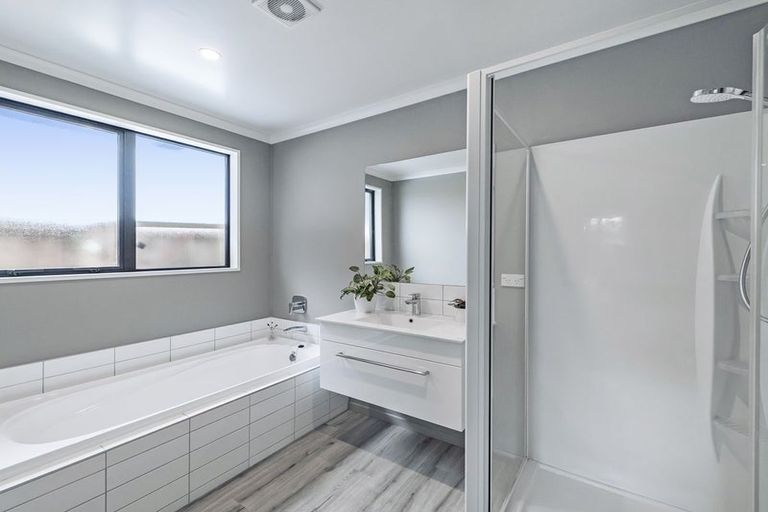 Photo of property in 15 Carrs Road, Wigram, Christchurch, 8025