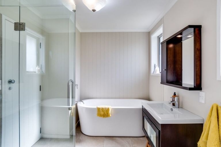 Photo of property in 56 Mcelwee Street, Jervoistown, Napier, 4112