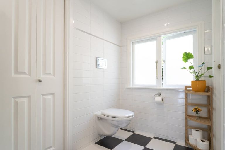 Photo of property in 38 Monowai Road, Johnsonville, Wellington, 6037