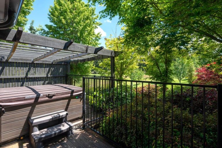 Photo of property in 500 Kinloch Road, Kinloch, Taupo, 3377