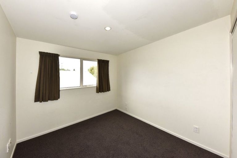 Photo of property in 2/24 Whitmore Street, Edgeware, Christchurch, 8013