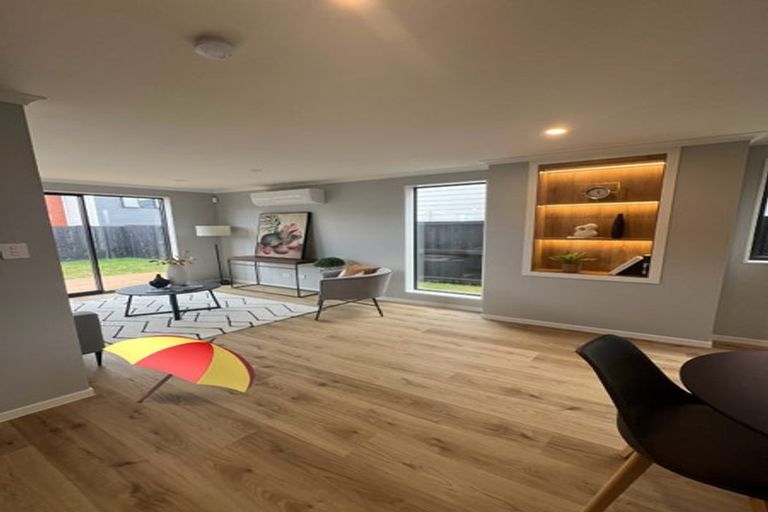 Photo of property in 2/1 Sundown Crescent, Melville, Hamilton, 3206