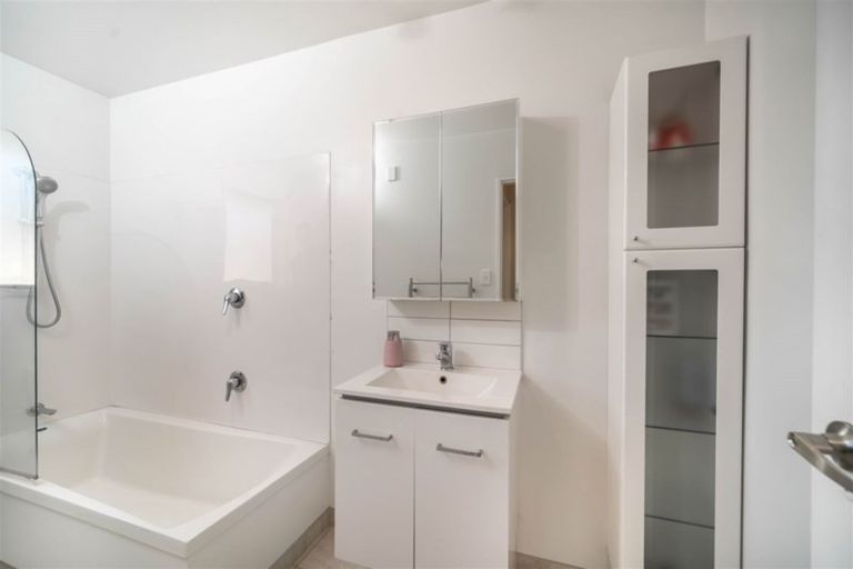 Photo of property in 4/26 Geraldine Street, Edgeware, Christchurch, 8013